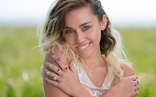 Vége Miley Cyrus kapcsolatának?