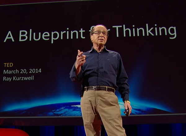 Ray Kurzweil, vezető mesterséges intelligencia-kutató előadása közben