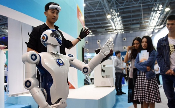 Kína már idén megalapozza vitathatatlan vezető szerepét a mesterséges intelligencia területén