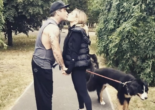 Robbie Williams és a felesége, Ayda Field - töretlen a szerelmük