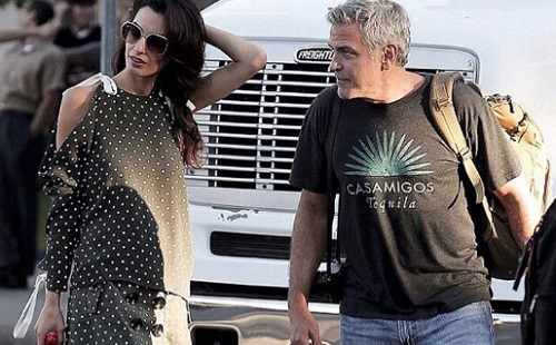 George Clooney nem utaztatja terhes nejét