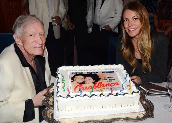 Hugh Hefner és Crystal még megünnepelték a Playboy atyjának születésnapját