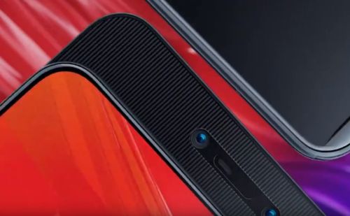 A szétcsúsztatható kialakítás divathullámát lovagolja meg a Lenovo Z5 Pro okostelefon is