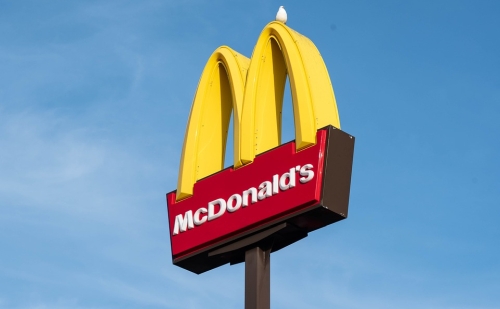 Már mesterséges intelligenciával is lehet állásra jelentkezni a McDonald's-nál