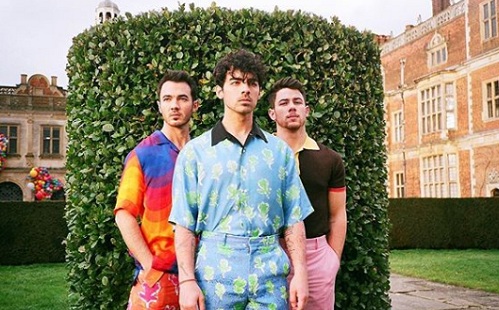 A Jonas Brothers máris Billboard-toplistás
