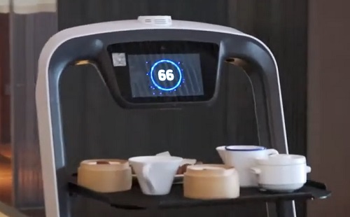 Robotok szolgálhatnak fel éttermekben és kórházakban 