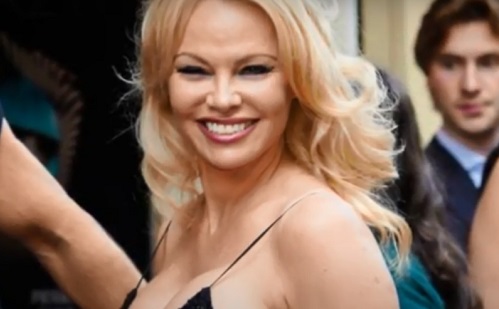 Ötödször is férjhez ment Pamela Anderson 