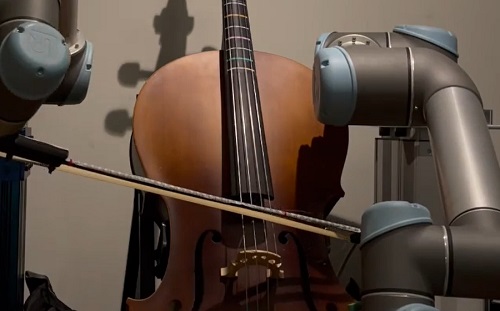 Mesterséges intelligencia - Egyszerre több hangszeren játszik a kétkarú robot