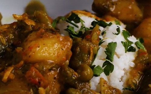Így készül a mennyei nigériai csirke curry