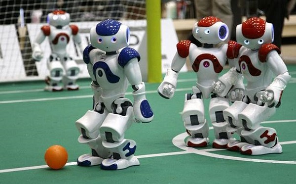 Öntudatos robotokat fejlesztenek
