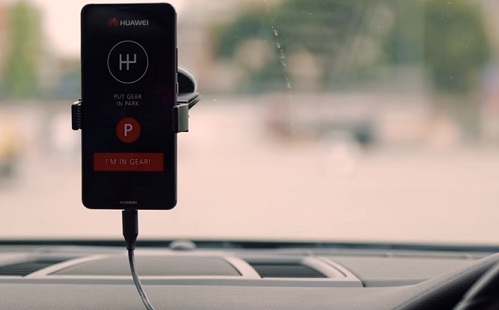Autót vezet egy új okostelefon – mesterséges intelligencia-vívmány