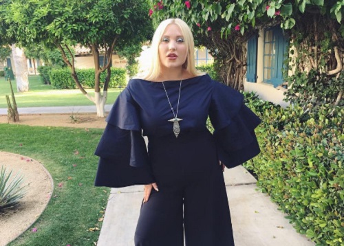 Hayley Hasselhoff modellkedik is