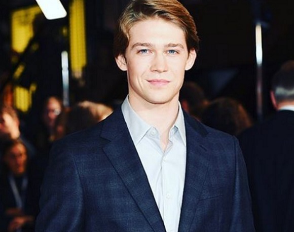 Taylor Swift nagyon őrzi a magánéletét - Joe Alwyn a párja