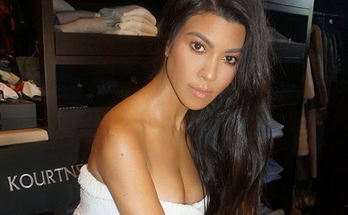 Kiderült: Kourtney Kardashian nem mondott semmit