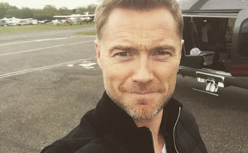 Megmutatta pici fiát Ronan Keating!