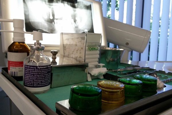 Új anyagok várhatóak a fogászati eljárásokban - kisebb esélyt adva a szuvasodásnak