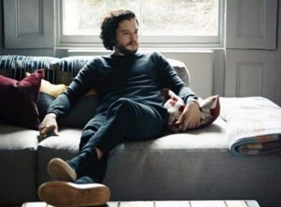 Kit Harington túl korán kezdte a szexet