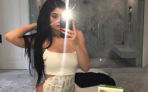 Megoperáltatta magát Kylie Jenner?