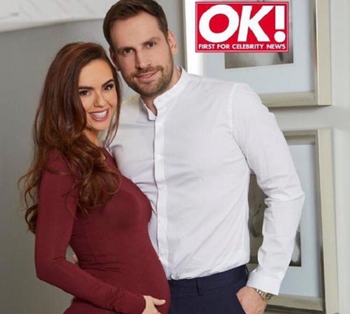 A babát váró Jennifer Metcalfe és Greg Lake az OK! magazin címlapján