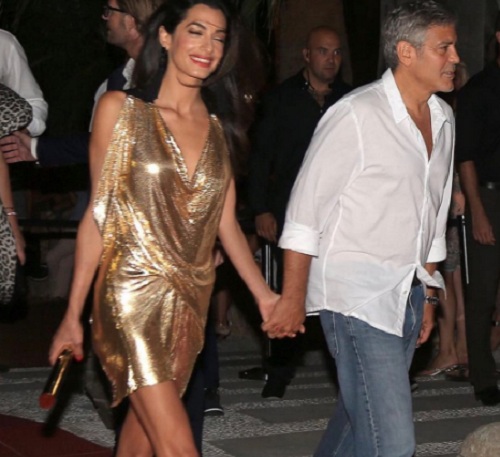 Amal és George Clooney először nyaral az ikrekkel