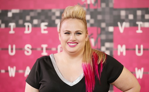 Rebel Wilson meghódítja a divatipart