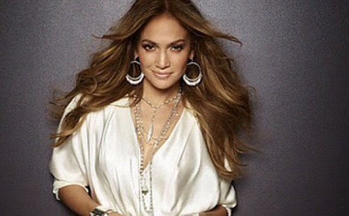 Hoppá: Jennifer Lopez bemutatta új fiúját az anyjának