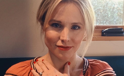 Kristen Bell megütötte az anyját