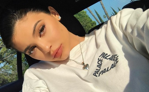 Kylie Jenner családja féltékeny a showja miatt?