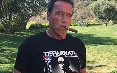Arnold Schwarzenegger még mindig nem vált el