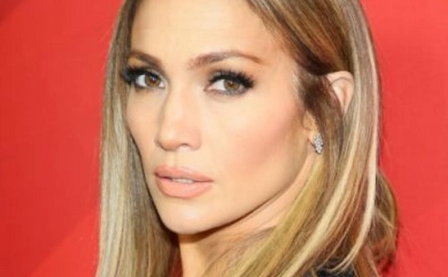 Jennifer Lopez eladja házát egy Alexszel közösért