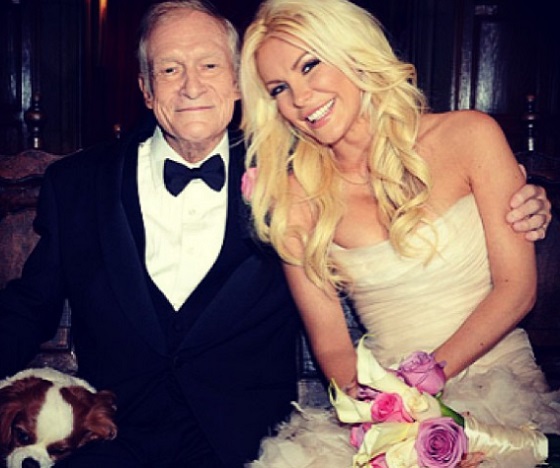 Hugh Hefner 2012-ben feleségül vette Crystal Harrist