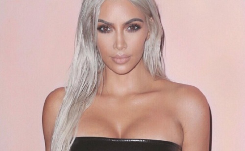 Kevesebbet meztelenkedne Kim Kardashian?