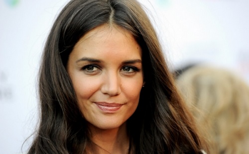 Katie Holmes felvállalta szerelmét
