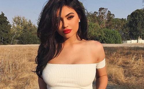 Kylie Jenner gyűrűt kapott?