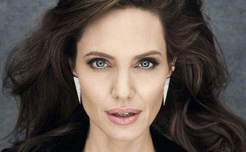 Angelina Jolie férjhez menne
