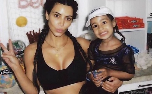 Kim Kardashiannek babahiánya van