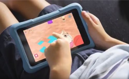 Alexa hangasszisztens az Amazon Fire HD 10 Kids Edition gyerektabletben