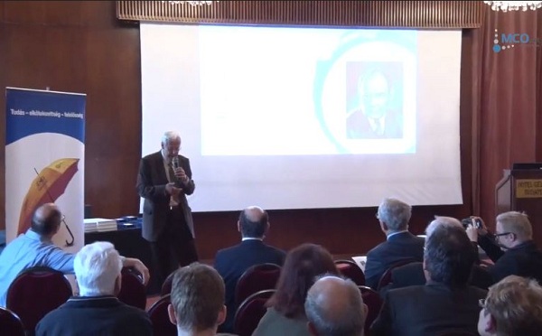 Ma már a tudás alkalmazása a hatalom