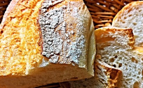 A fehér kenyér felelős az elhízásért?