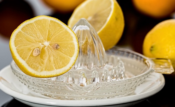A citrusfélék sajnos hosszútávon károsítják a fogzománcot