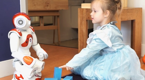 A gyermekek fogékonyabbak a robotok véleményére
