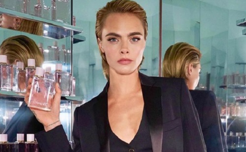 Cara Delevingne népszerűsíti a Dior Addict rúzsát