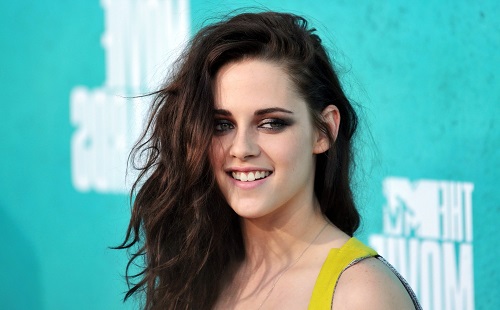 Kristen Stewart szingli lett