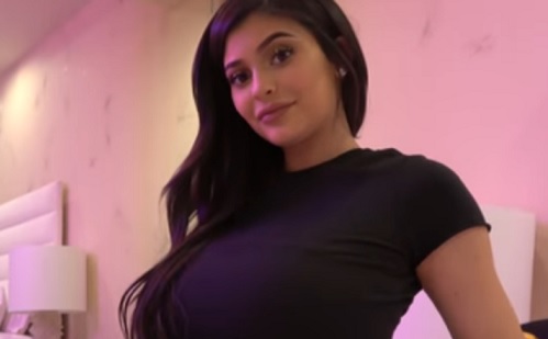 Kylie Jenner retteg egy újabb terhességtől?