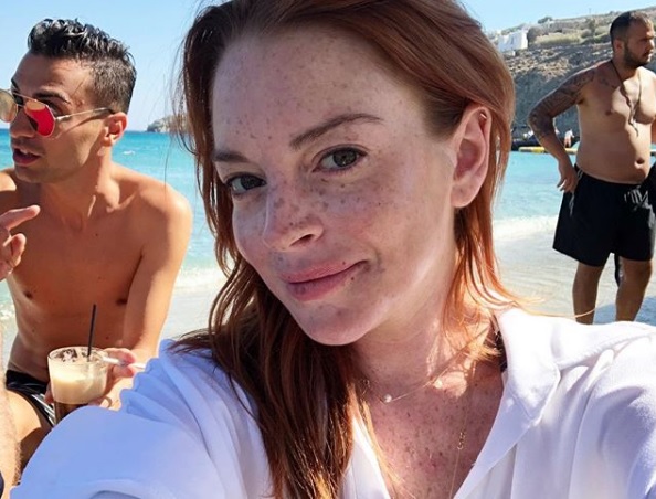 Lindsay Lohan valóságshow-t indít görög tengerparti bárjáról?