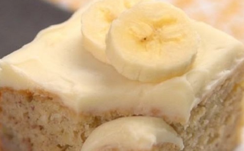 Ínycsiklandó banános sütemény – ahogy szeretjük!