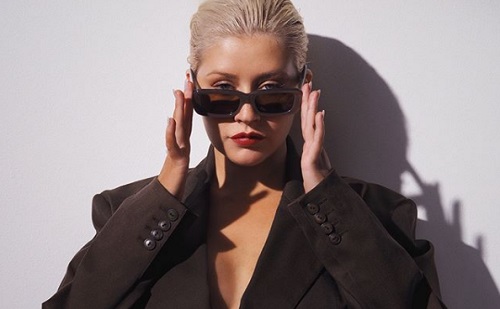 Új dalt és albumot dob piacra Christina Aguilera