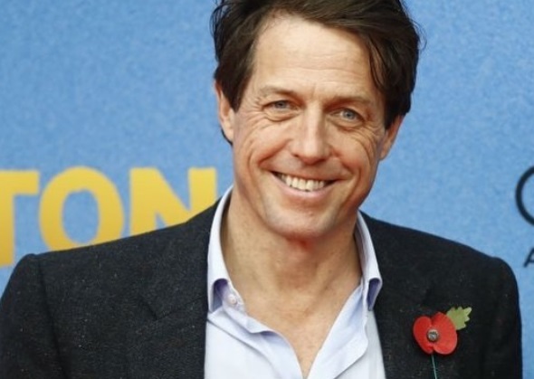 Hugh Grant hivatalosan is összekötötte életét gyermekei anyjával