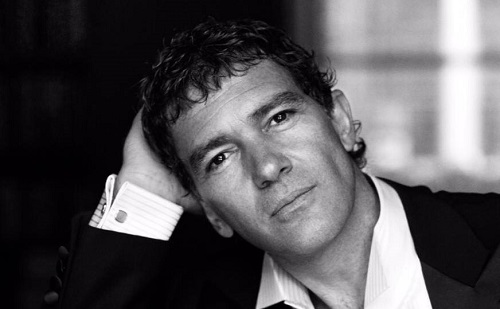 Teljesen megváltozott Antonio Banderas külseje