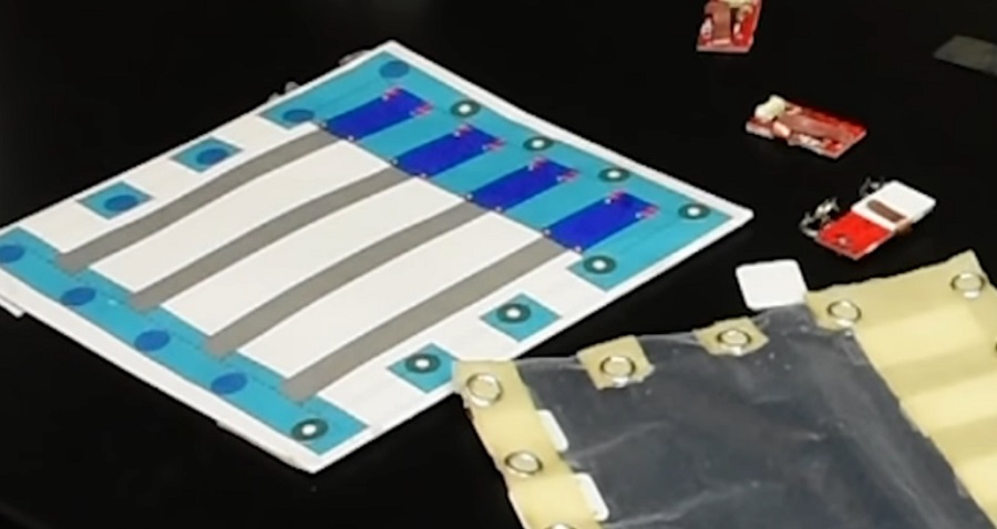 &Iacute;gy n&eacute;z ki a mesters&eacute;gesen intelligens robotbőr